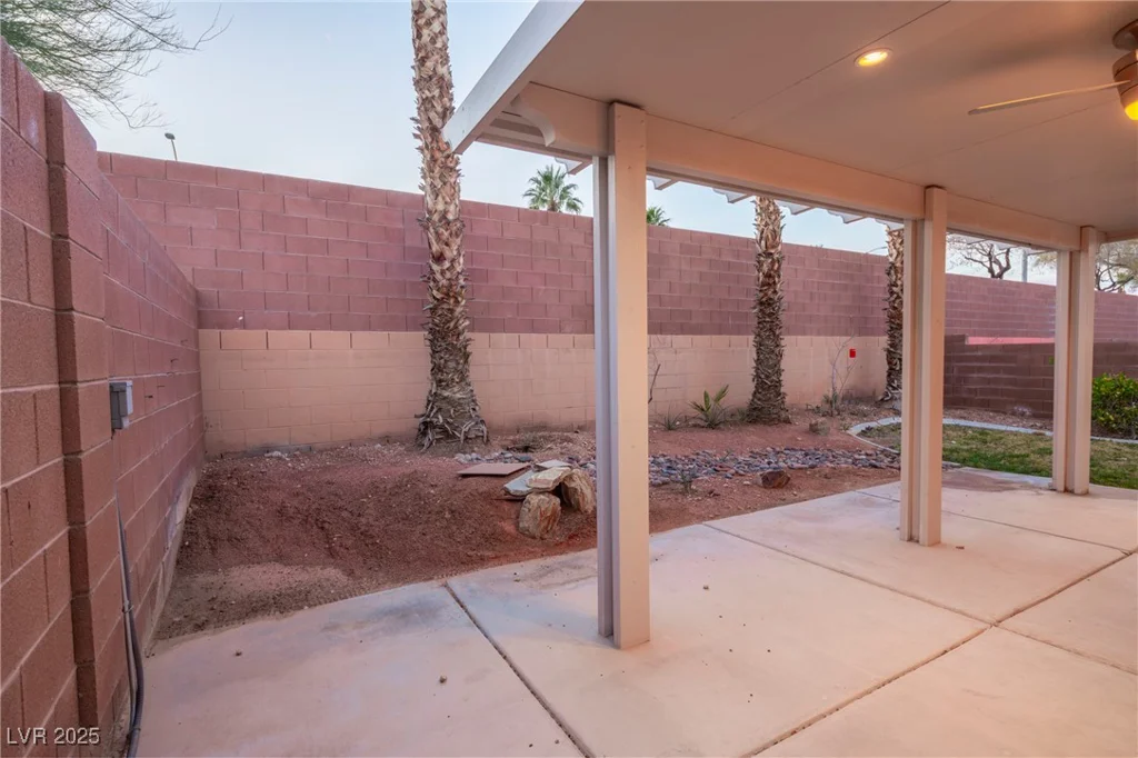 3725 Shanagolden, Las Vegas, NV 89129