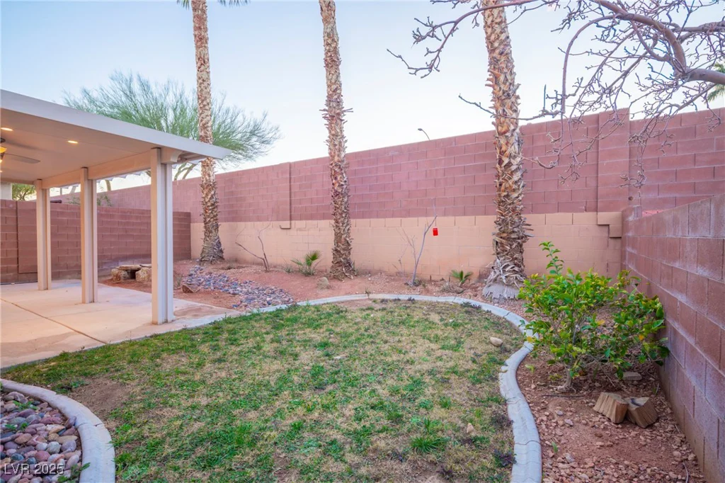 3725 Shanagolden, Las Vegas, NV 89129