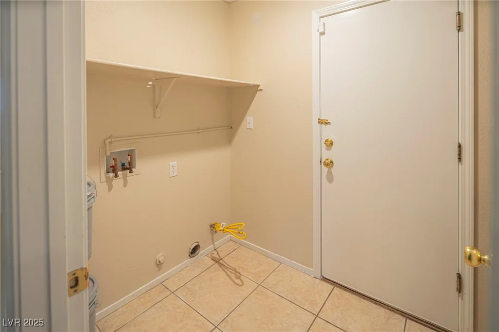 3725 Shanagolden, Las Vegas, NV 89129