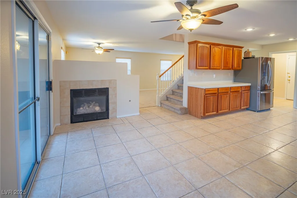 3725 Shanagolden, Las Vegas, NV 89129