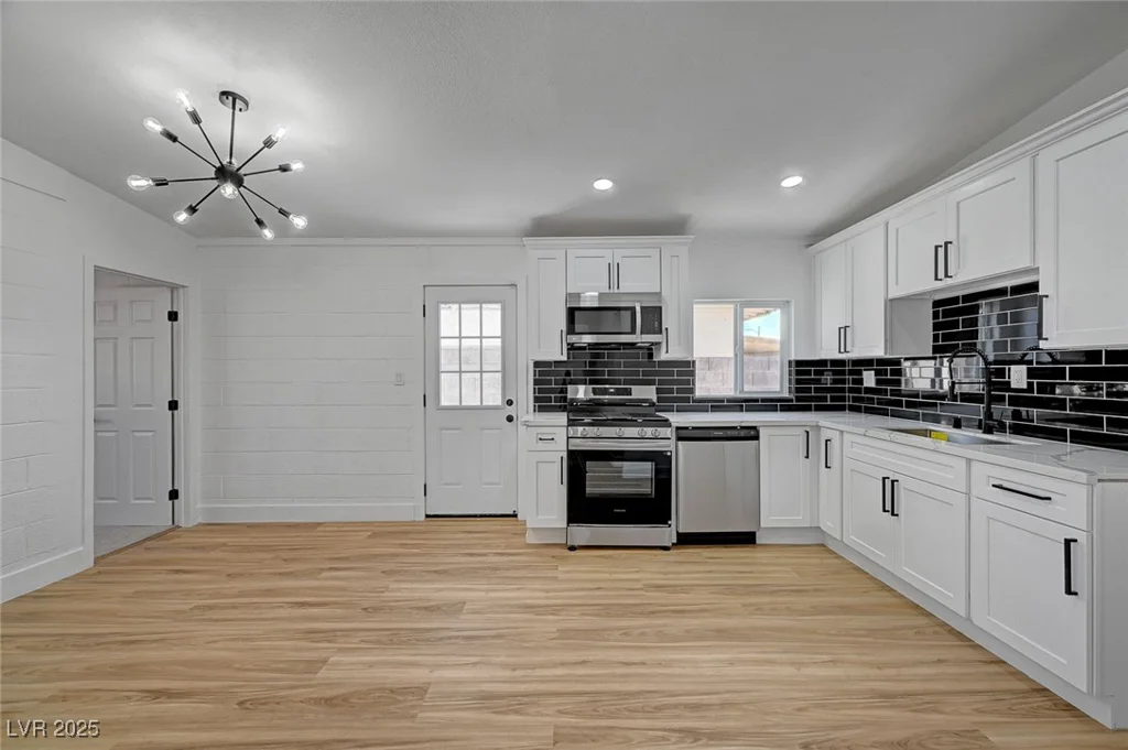 2512 Taylor, North Las Vegas, NV 89030