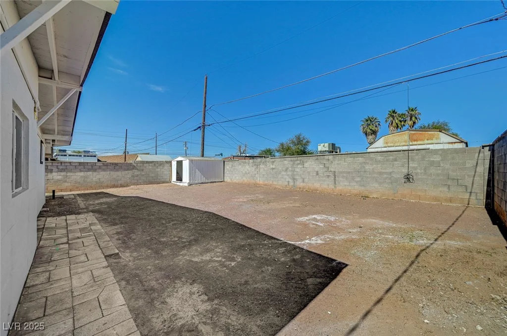 2512 Taylor, North Las Vegas, NV 89030