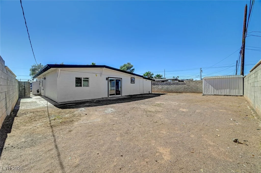 2512 Taylor, North Las Vegas, NV 89030