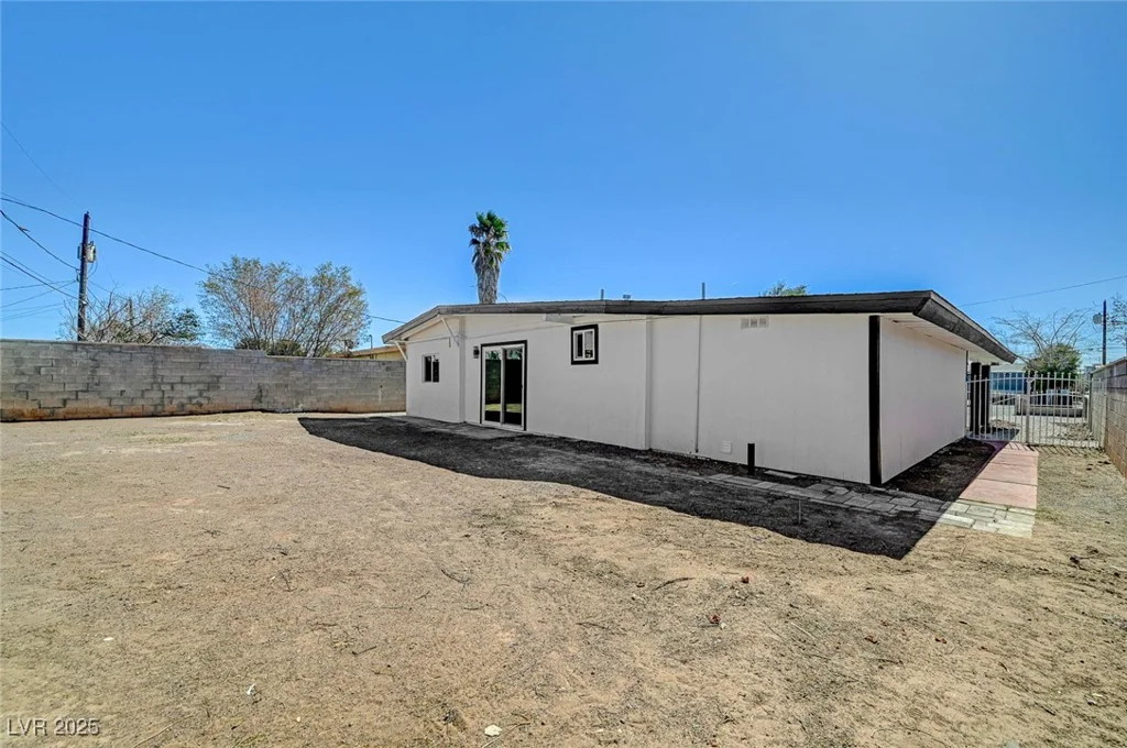 2512 Taylor, North Las Vegas, NV 89030