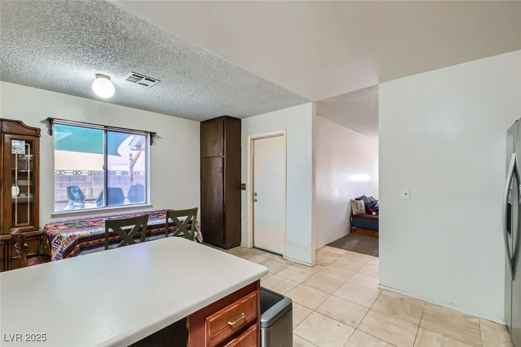 53 Montello, Las Vegas, NV 89110