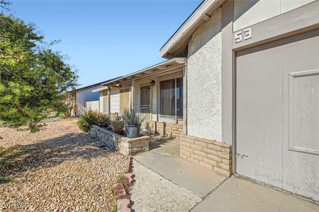 53 Montello, Las Vegas, NV 89110