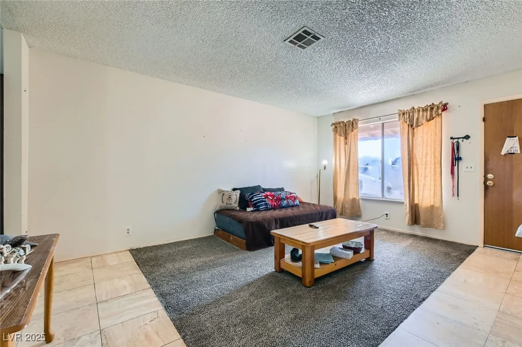 53 Montello, Las Vegas, NV 89110