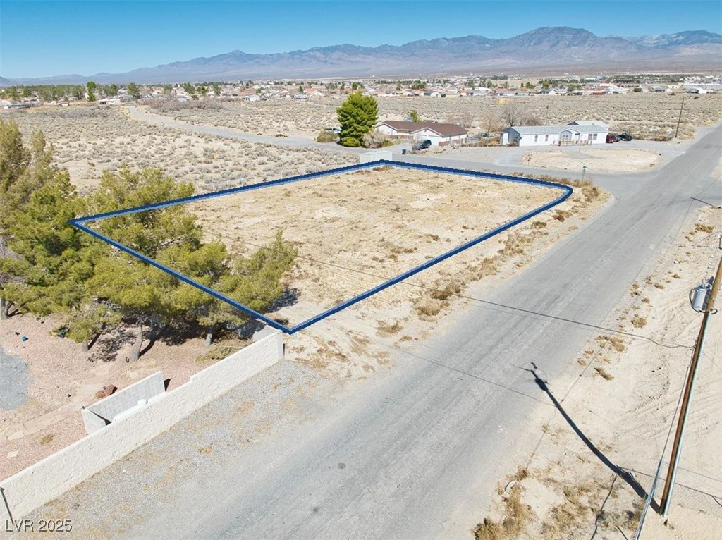 2330 Laguna, Pahrump, NV 89048