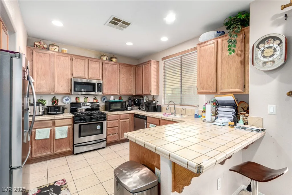 1930 Silver Crest, North Las Vegas, NV 89031
