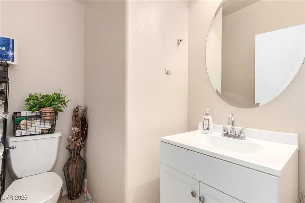 1930 Silver Crest, North Las Vegas, NV 89031