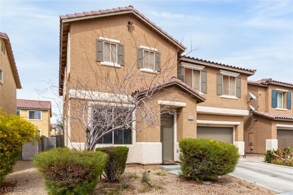 1930 Silver Crest, North Las Vegas, NV 89031