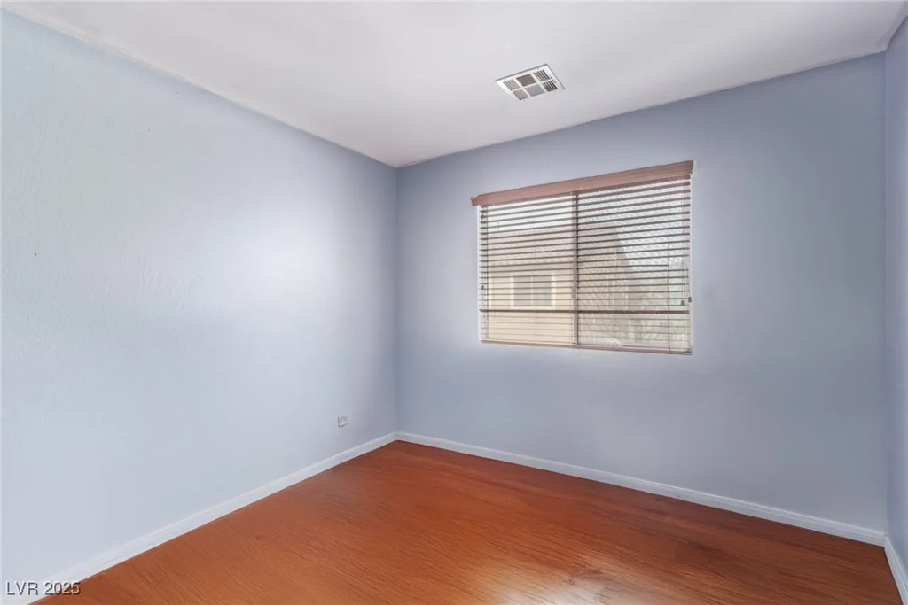 1930 Silver Crest, North Las Vegas, NV 89031