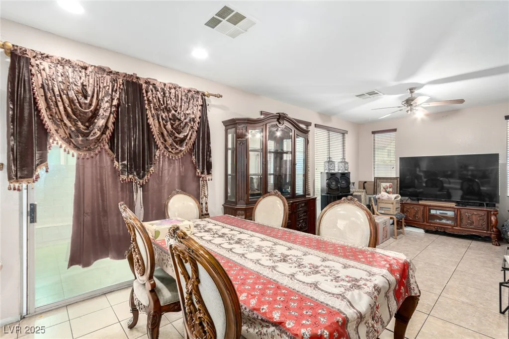 1930 Silver Crest, North Las Vegas, NV 89031