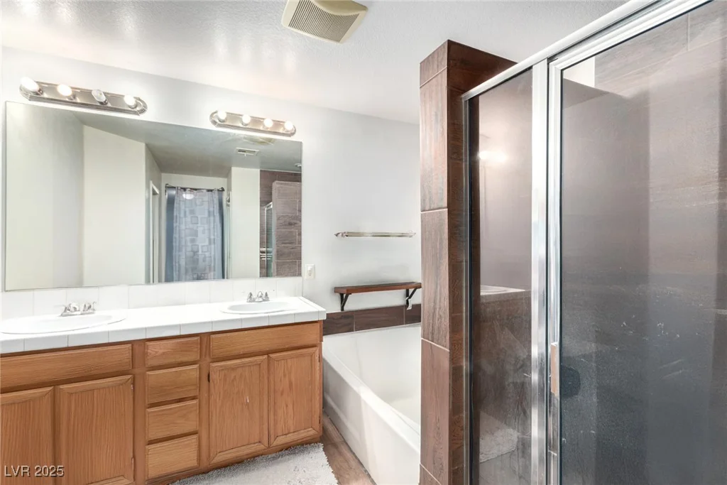1930 Silver Crest, North Las Vegas, NV 89031