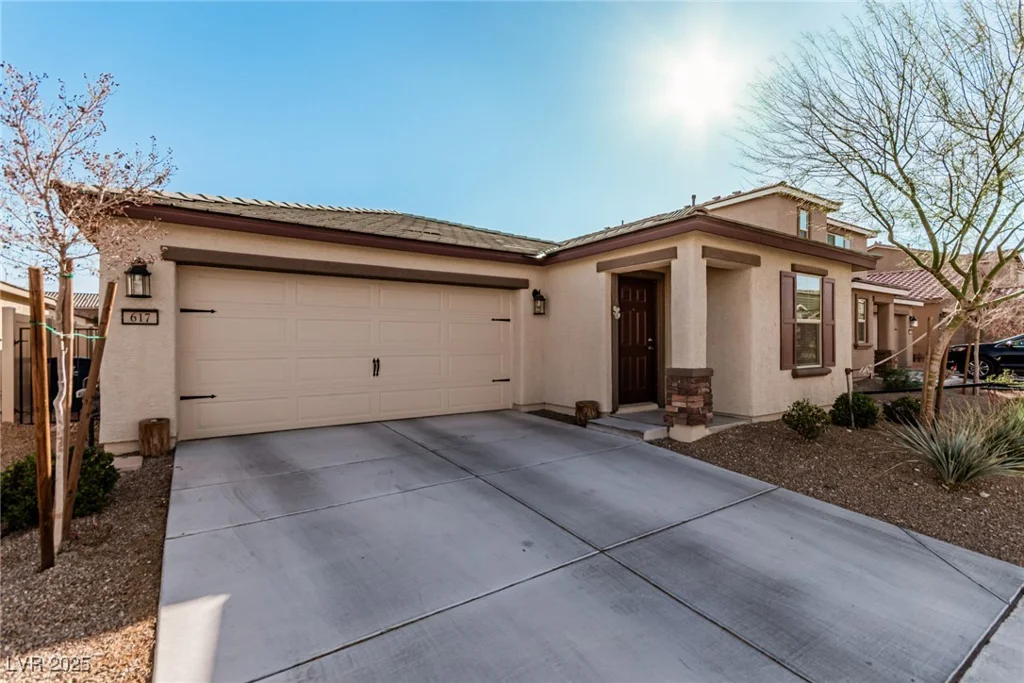 617 Abrazar, North Las Vegas, NV 89081