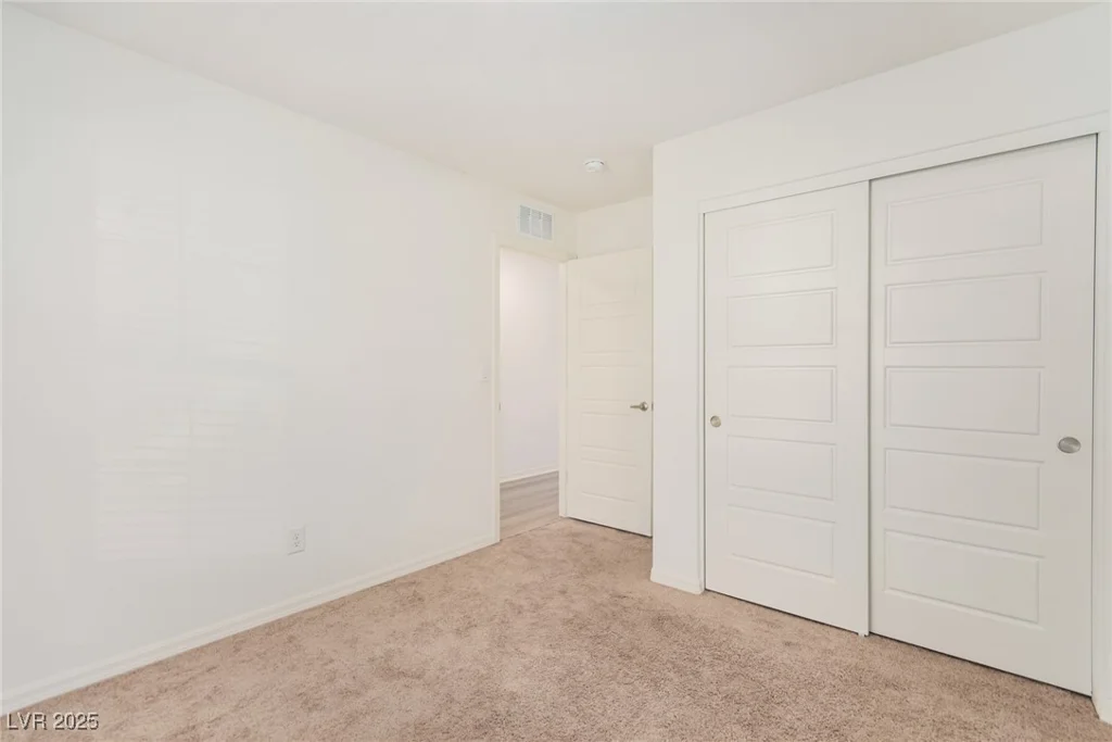617 Abrazar, North Las Vegas, NV 89081