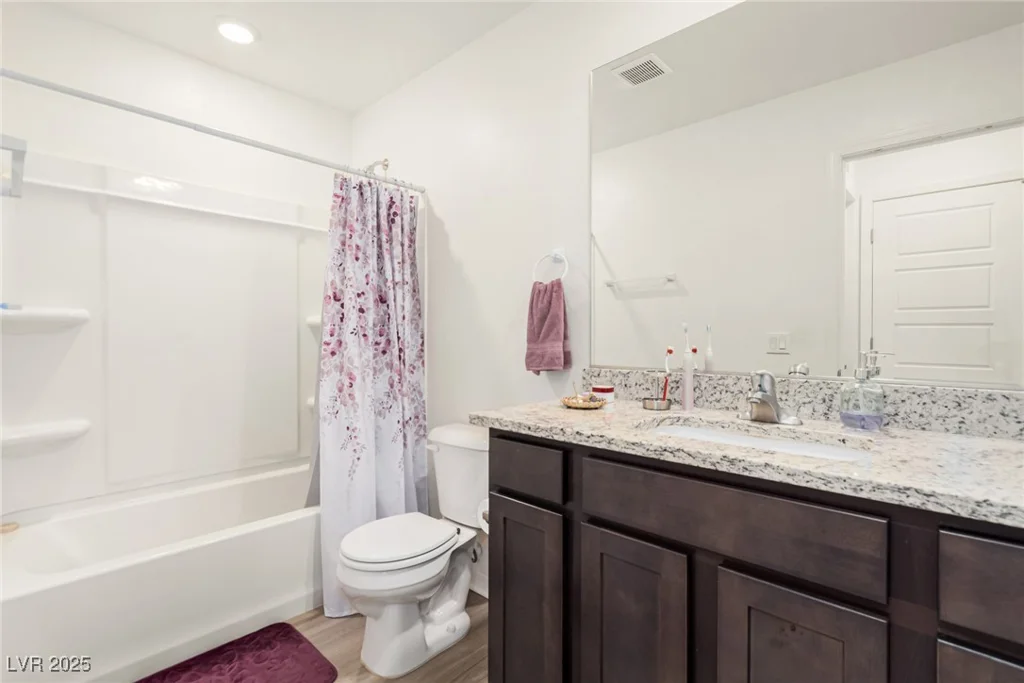617 Abrazar, North Las Vegas, NV 89081