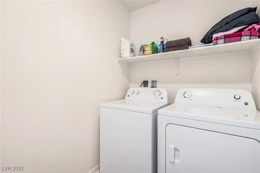 617 Abrazar, North Las Vegas, NV 89081