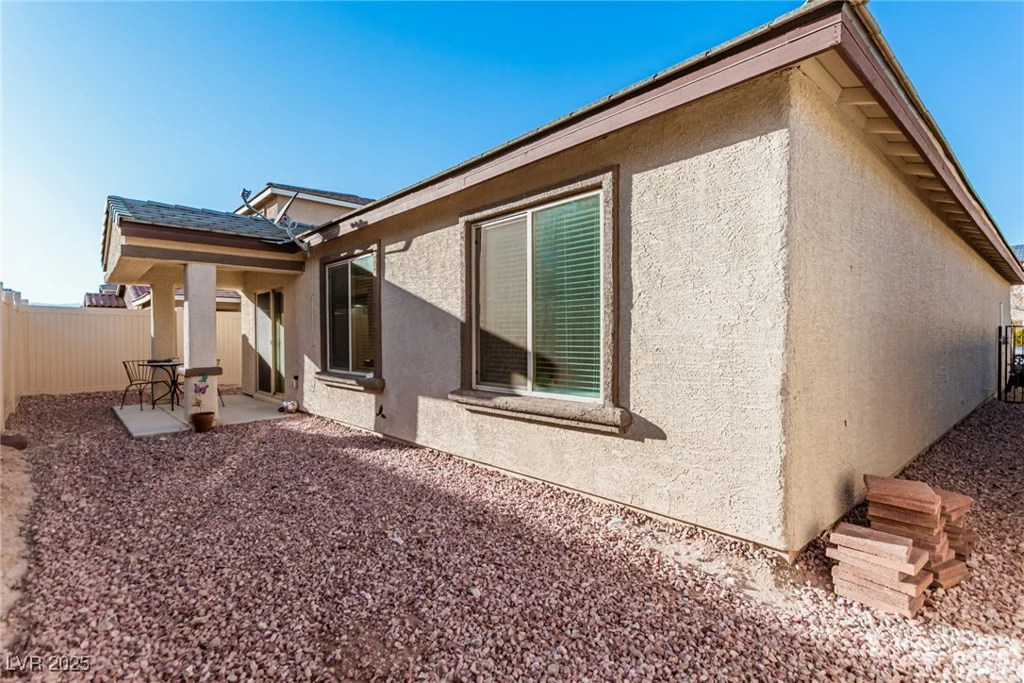 617 Abrazar, North Las Vegas, NV 89081