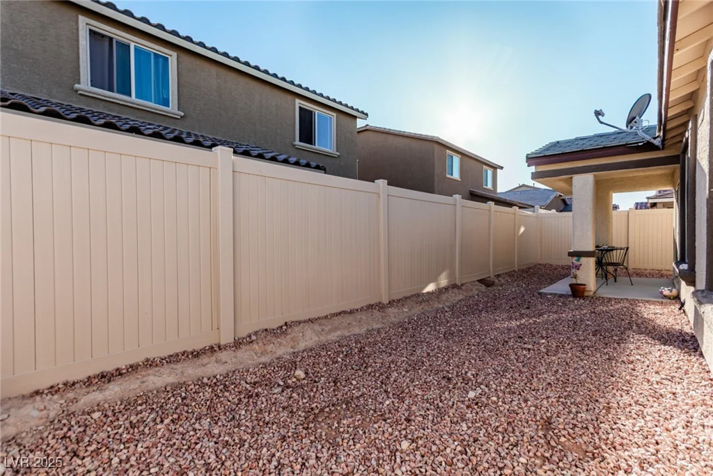 617 Abrazar, North Las Vegas, NV 89081