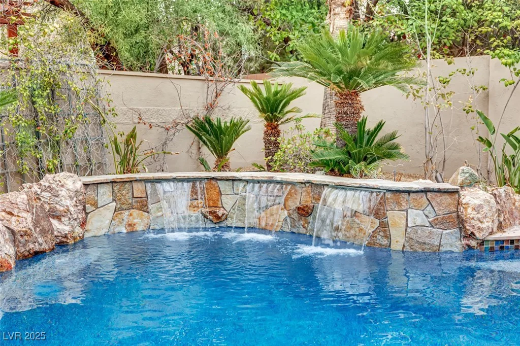 116 Ring Dove, Las Vegas, NV 89144