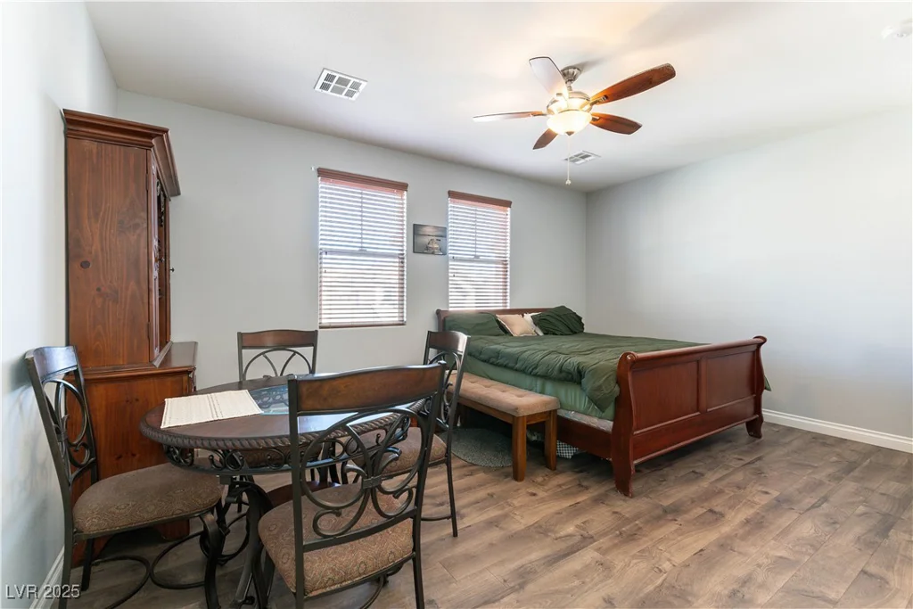 10745 Leatherstocking, Las Vegas, NV 89166