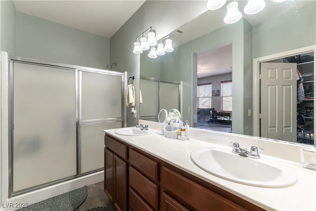 10745 Leatherstocking, Las Vegas, NV 89166