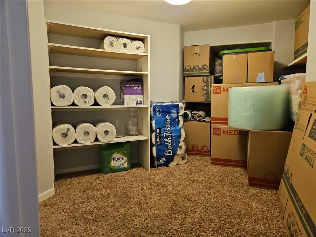 10745 Leatherstocking, Las Vegas, NV 89166