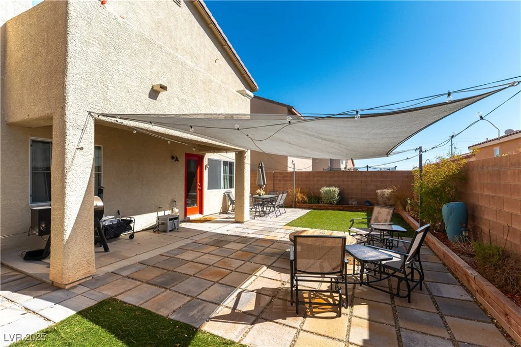 10745 Leatherstocking, Las Vegas, NV 89166