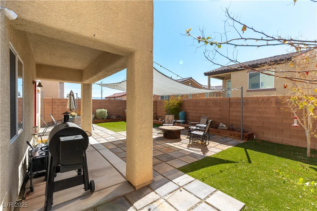 10745 Leatherstocking, Las Vegas, NV 89166