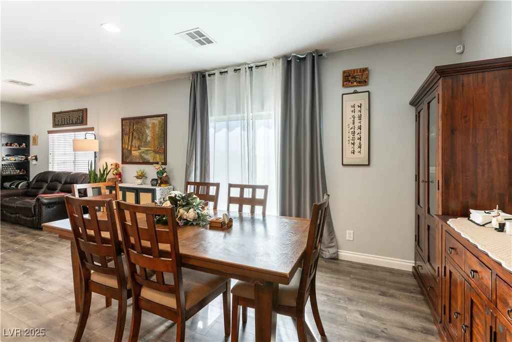 10745 Leatherstocking, Las Vegas, NV 89166