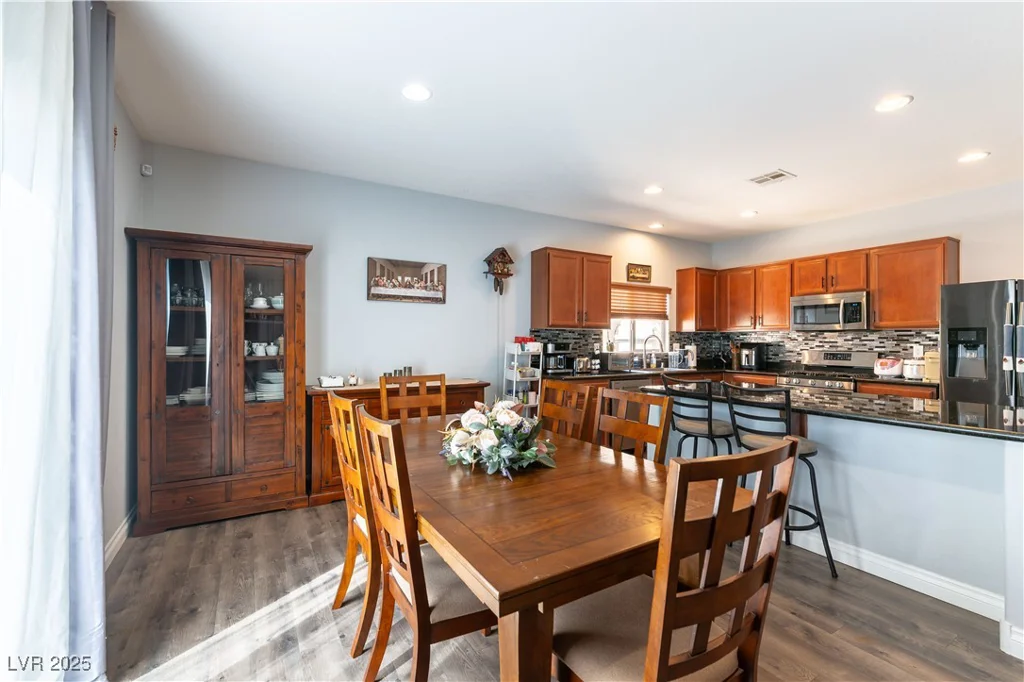 10745 Leatherstocking, Las Vegas, NV 89166