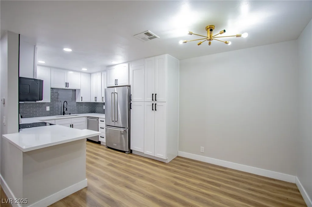 3151 Soaring Gulls, Las Vegas, NV 89128