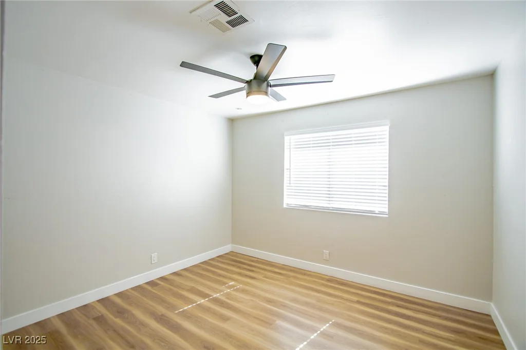 3151 Soaring Gulls, Las Vegas, NV 89128