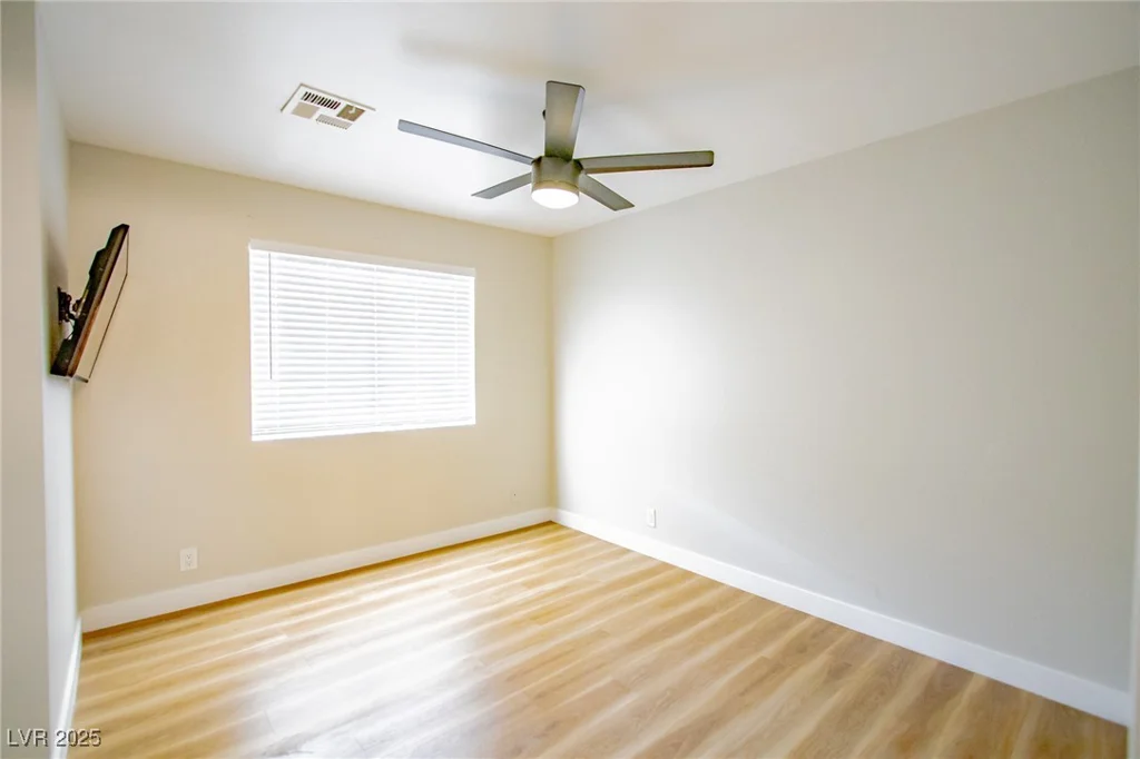 3151 Soaring Gulls, Las Vegas, NV 89128