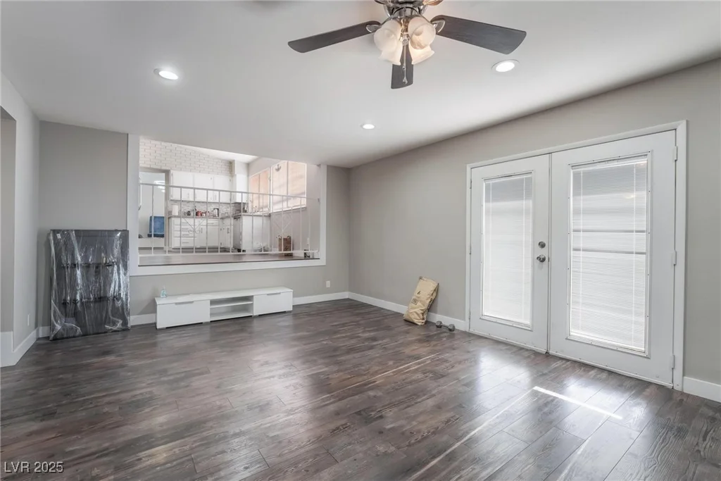 608 Cragin Park, Las Vegas, NV 89107
