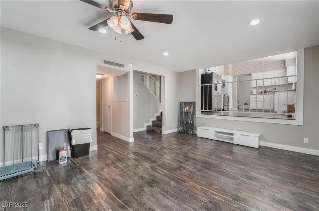 608 Cragin Park, Las Vegas, NV 89107