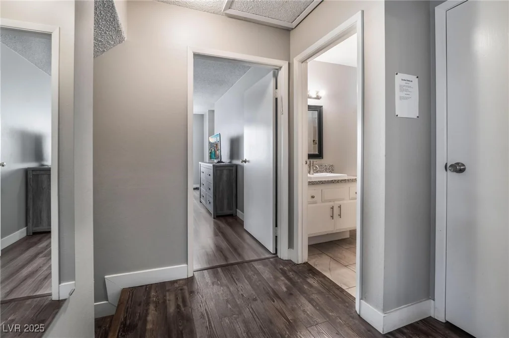 608 Cragin Park, Las Vegas, NV 89107