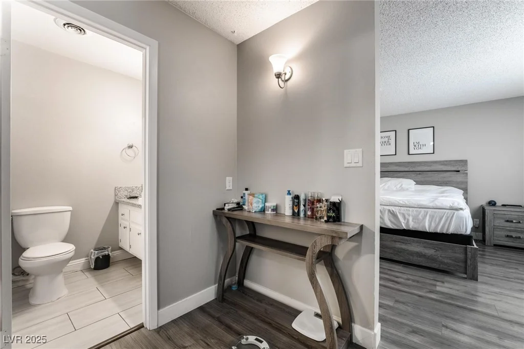 608 Cragin Park, Las Vegas, NV 89107