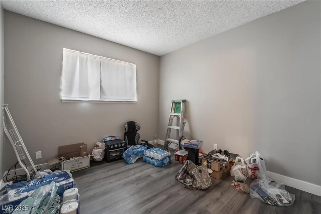 608 Cragin Park, Las Vegas, NV 89107