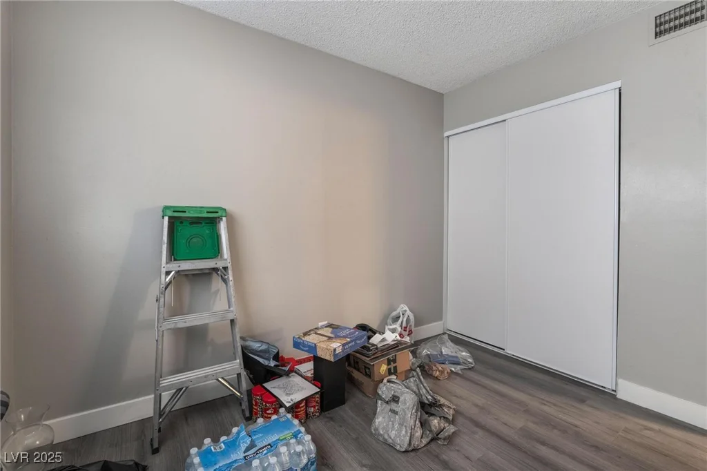 608 Cragin Park, Las Vegas, NV 89107