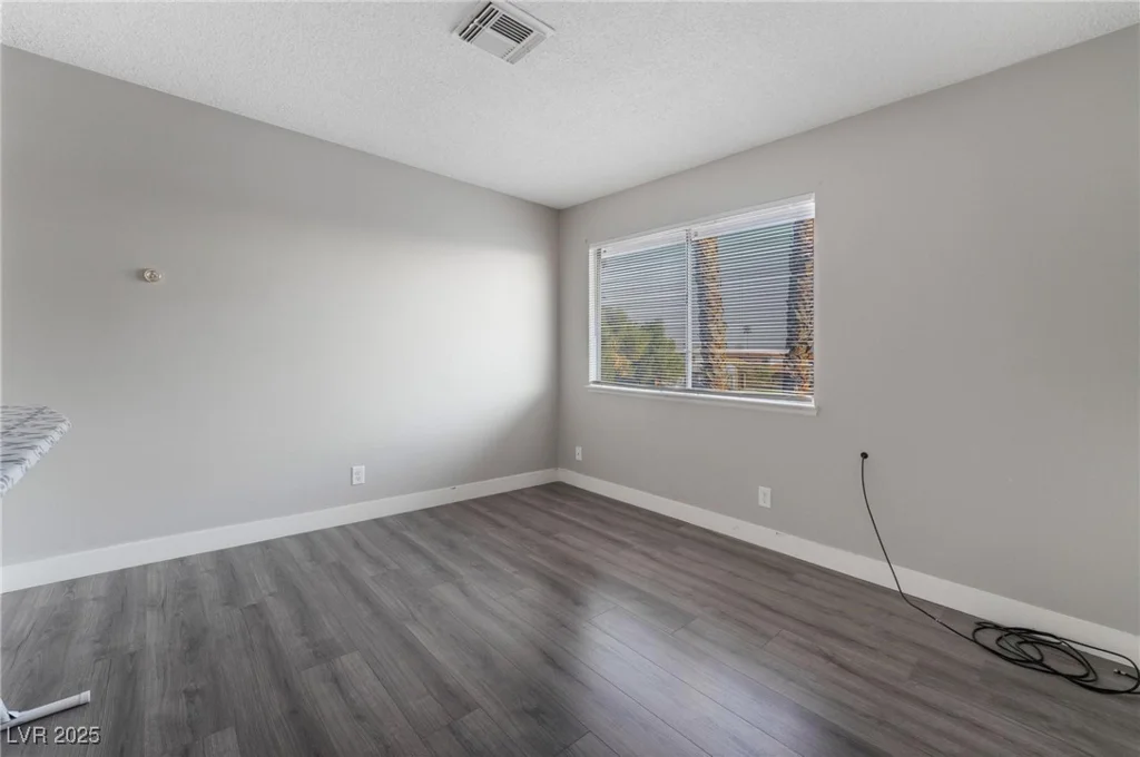 608 Cragin Park, Las Vegas, NV 89107