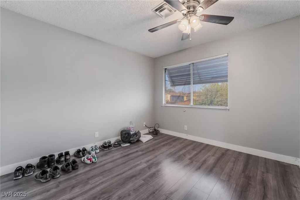 608 Cragin Park, Las Vegas, NV 89107