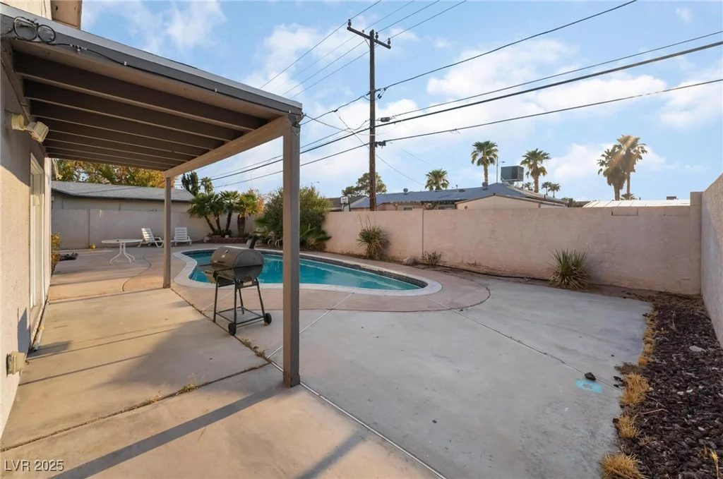 608 Cragin Park, Las Vegas, NV 89107