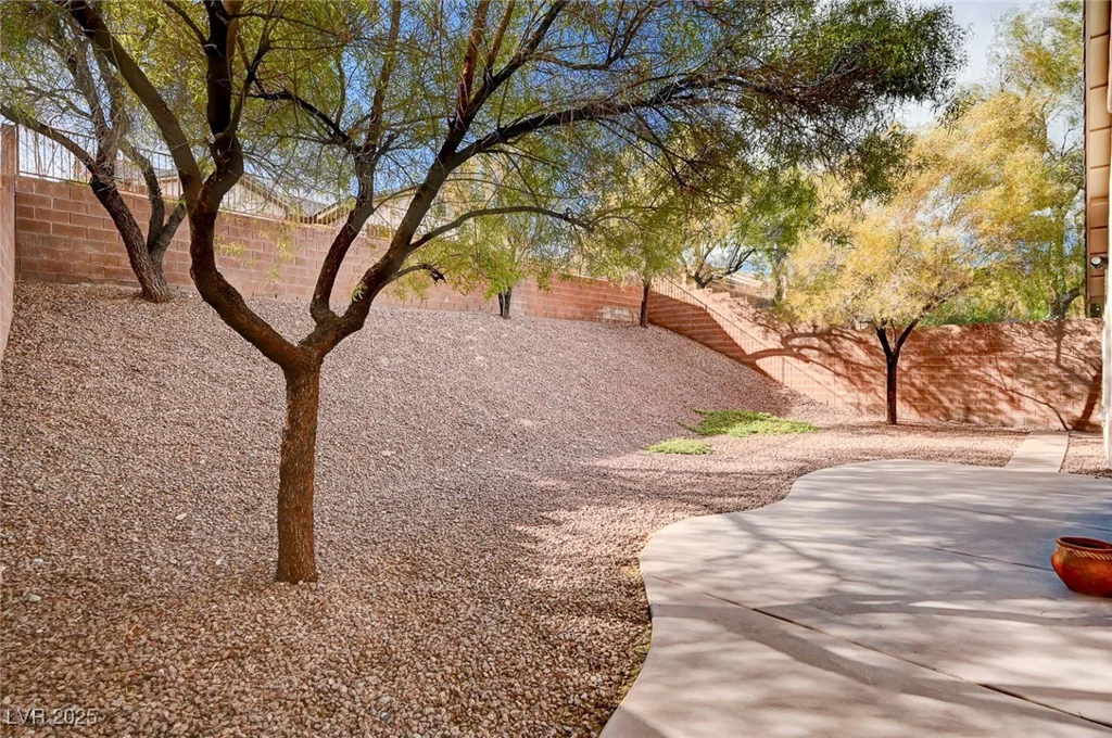 85 Alerion, Las Vegas, NV 89138