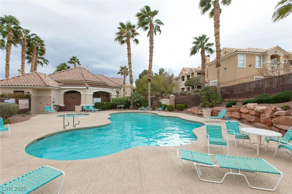 5855 Valley, North Las Vegas, NV 89031