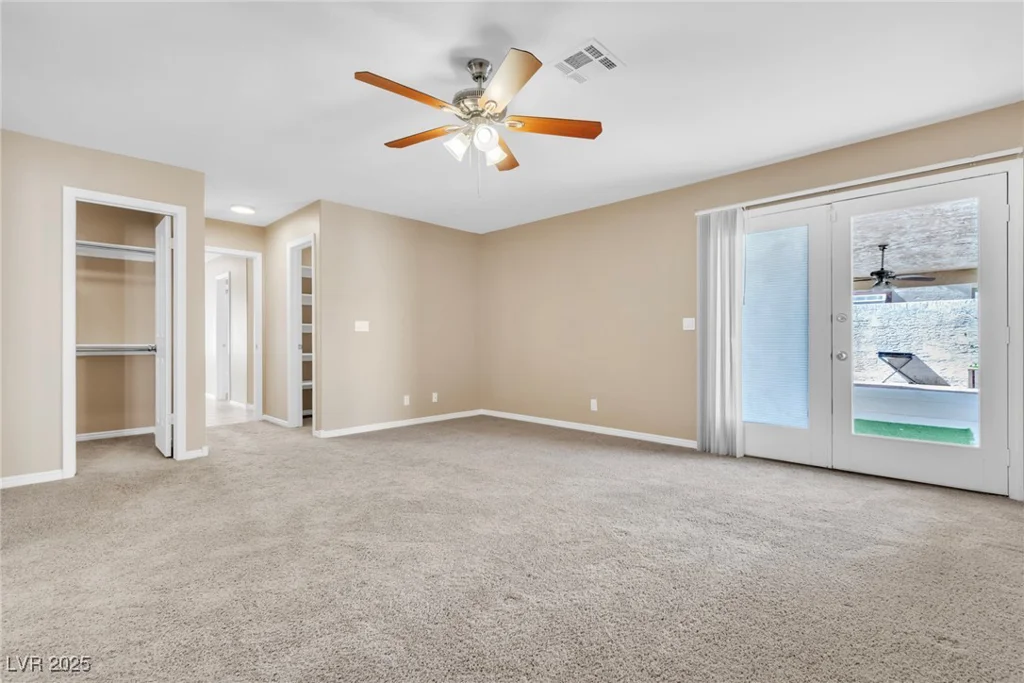 7624 Desert Delta, Las Vegas, NV 89128