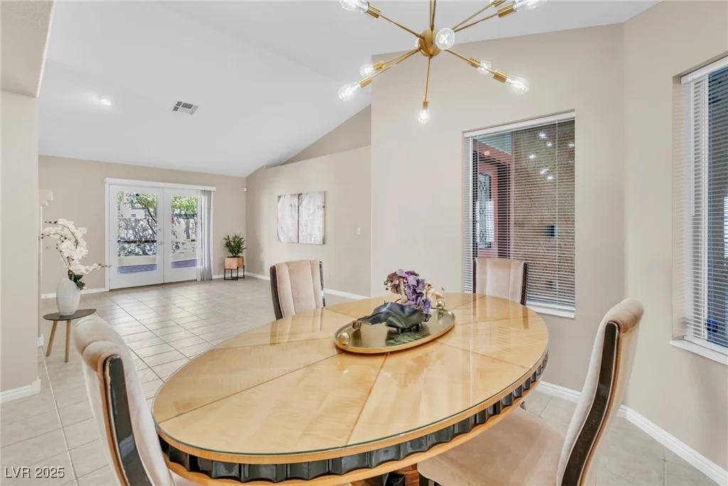 7624 Desert Delta, Las Vegas, NV 89128