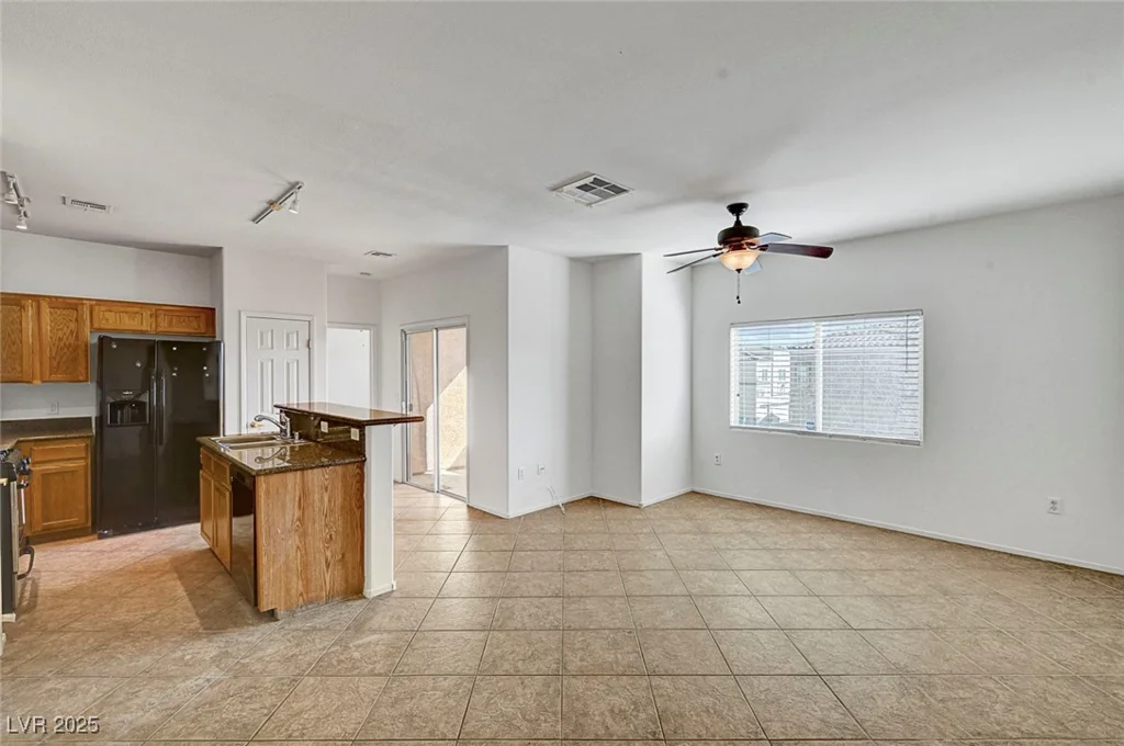 4020 Smokey Fog, North Las Vegas, NV 89081