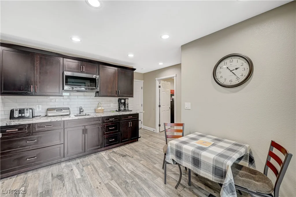 4625 Robindale, Las Vegas, NV 89139